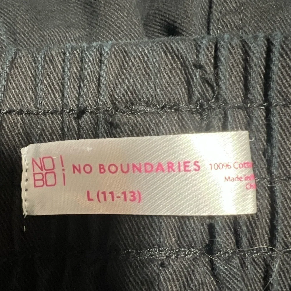 No Boundaries Jean Shorts - Picture 3 of 3